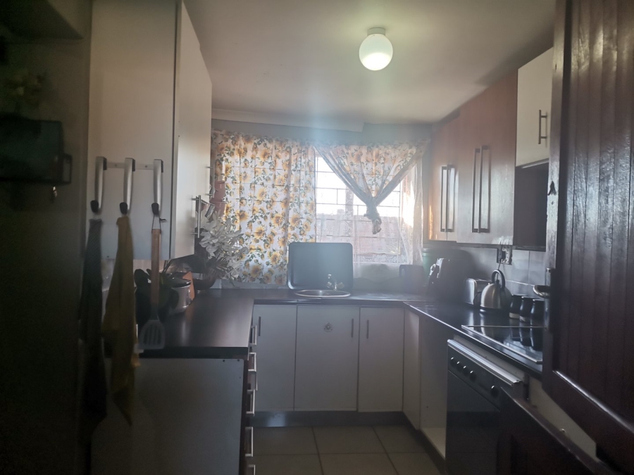 3 Bedroom Property for Sale in Bernadino Heights Western Cape